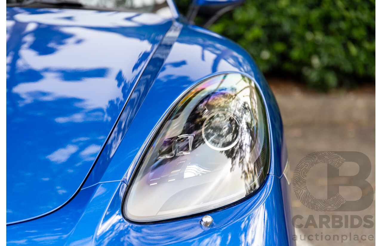 09/2017 Porsche 718 Cayman (RWD) 982 MY18 2d Coupe Sapphire Blue Metallic Turbo 2.0L