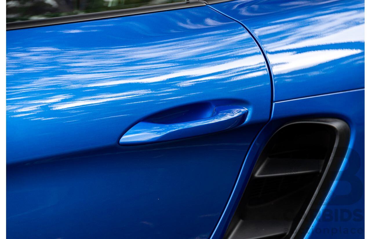 09/2017 Porsche 718 Cayman (RWD) 982 MY18 2d Coupe Sapphire Blue Metallic Turbo 2.0L