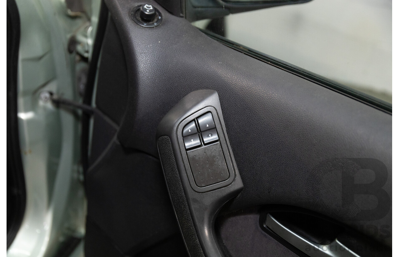 2/2003 Ford Falcon XT BA 4d Sedan Light Satin Veil Metallic 4.0L