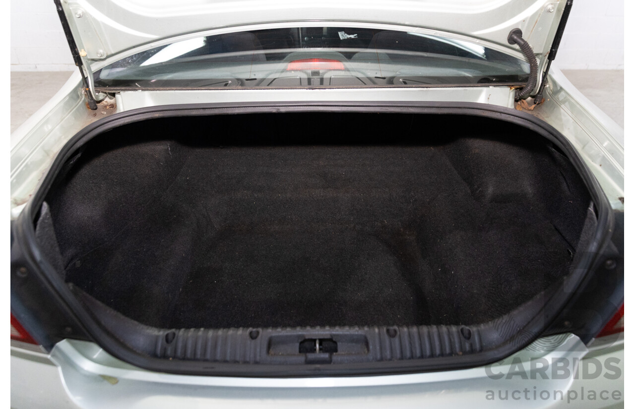 2/2003 Ford Falcon XT BA 4d Sedan Light Satin Veil Metallic 4.0L