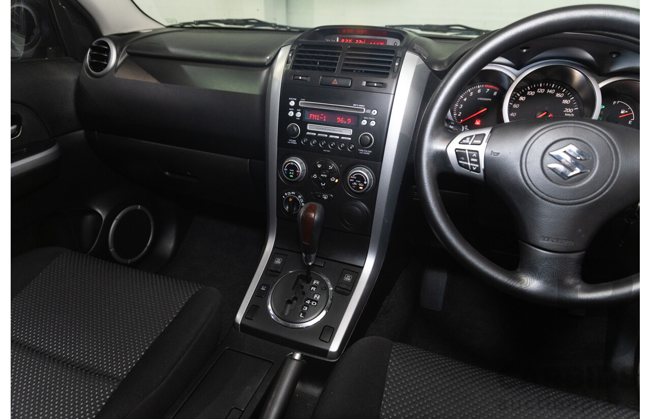 3/2008 Suzuki Grand Vitara (4x4) JT MY07 Upgrade 4d Wagon Silky Silver Metallic V6 2.7L