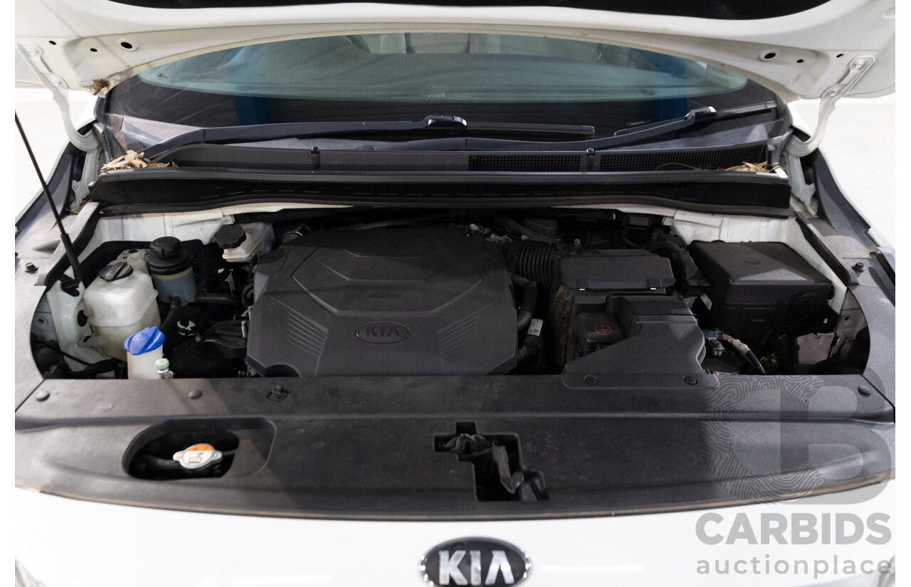 6/2018 Kia Carnival S YP MY16 Update 4d Wagon Snow White Pearl V6 3.3L - 8 Seater