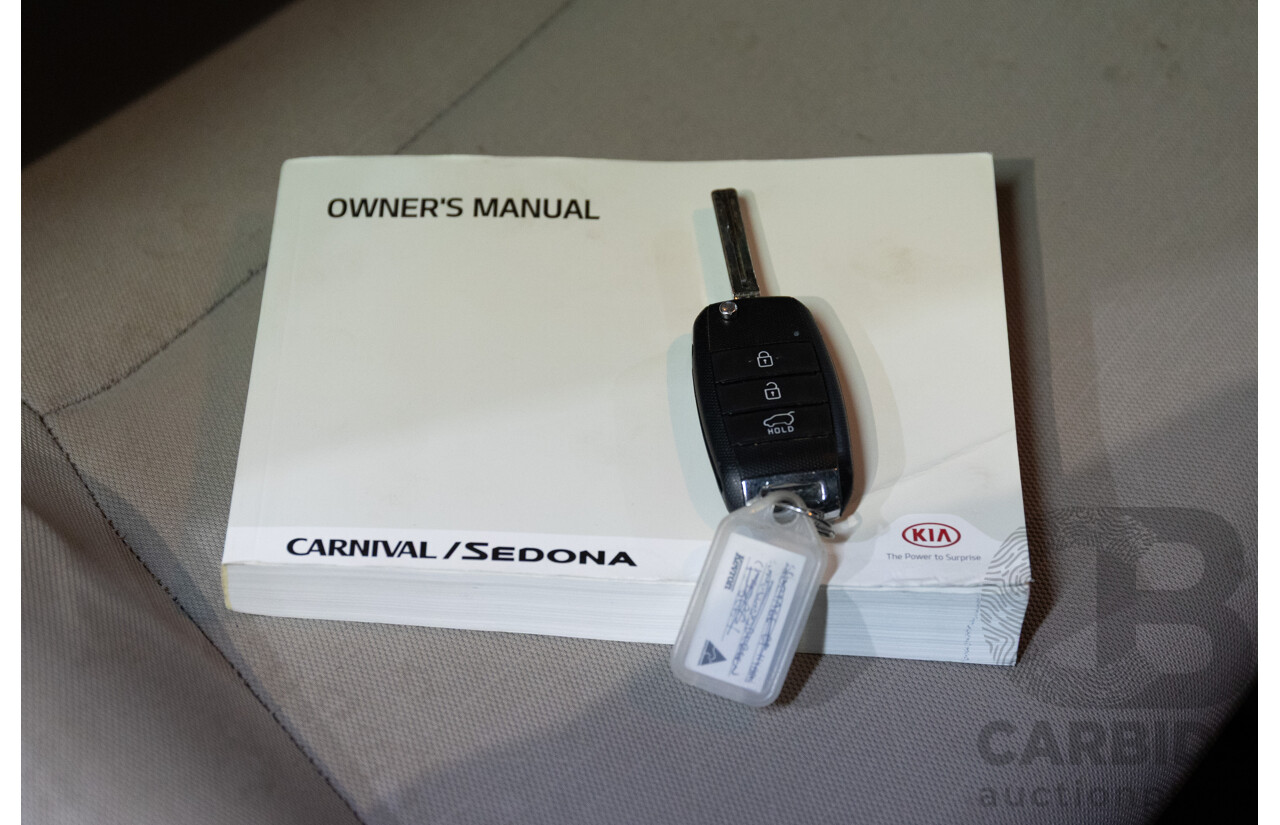 6/2018 Kia Carnival S YP MY16 Update 4d Wagon Snow White Pearl V6 3.3L - 8 Seater