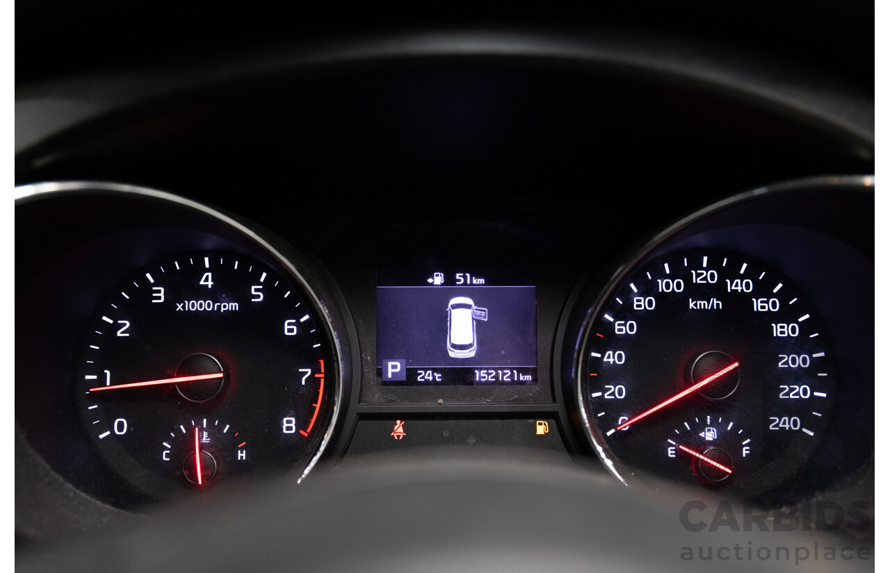 6/2018 Kia Carnival S YP MY16 Update 4d Wagon Snow White Pearl V6 3.3L - 8 Seater