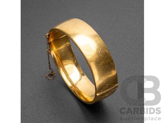 9ct Yellow Gold Lined Hinged Bangle