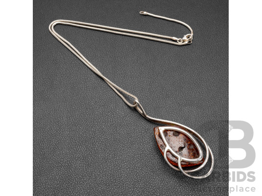 925 Sterling Silver Necklace & Pendant with Baltic Amber. Length - 46.5cms