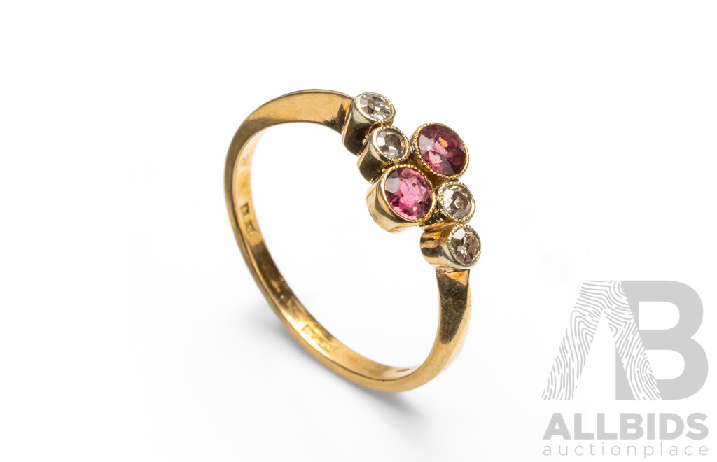 Vintage 18ct Yellow Gold Diamond & Tourmaline Ring - Size Q.5