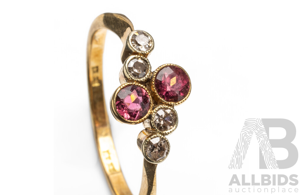 Vintage 18ct Yellow Gold Diamond & Tourmaline Ring - Size Q.5