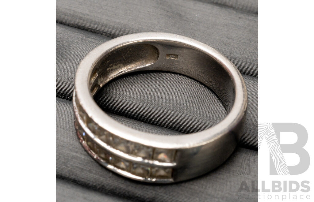Collection of 925 Sterling Silver Necklace, Ring, Toggle & Clasp