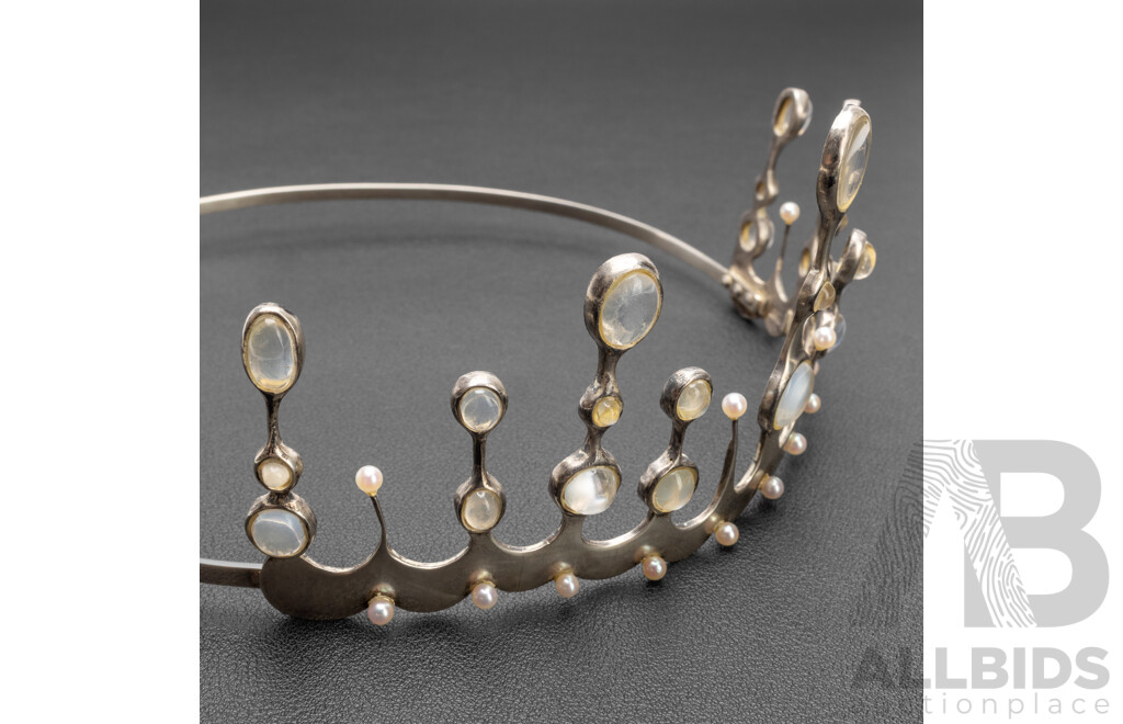 Handmade 925 Sterling Silver, Moonstone & Pearl Tiara by John Nadas - 54g