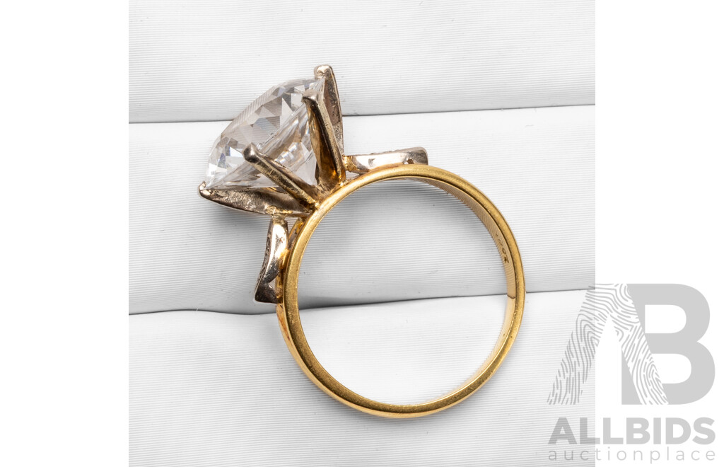 Vintage 18ct Yellow Gold & White Sapphire Trilogy Ring - Size L