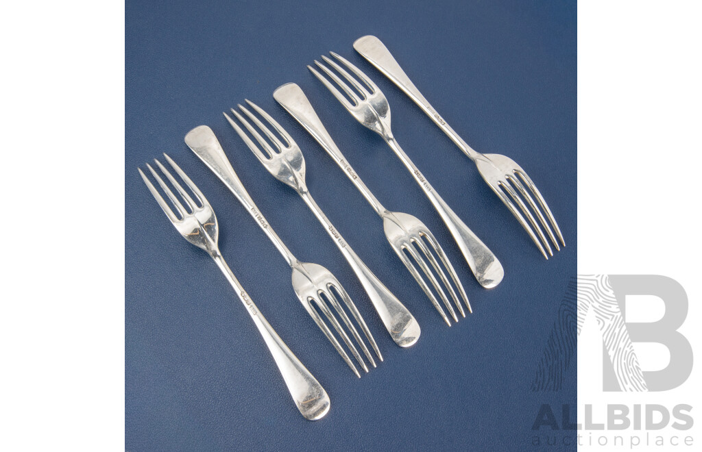 Six Sterling Silver Forks, Walker & Hall, Sheffield 1920  .925