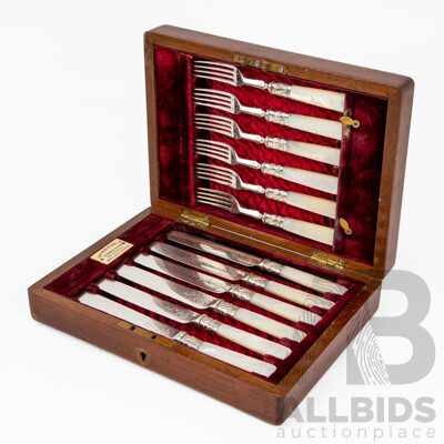 Antique Boxed Knife and Fork Set by Thomas Webb & Sons Silversmiths Galleries