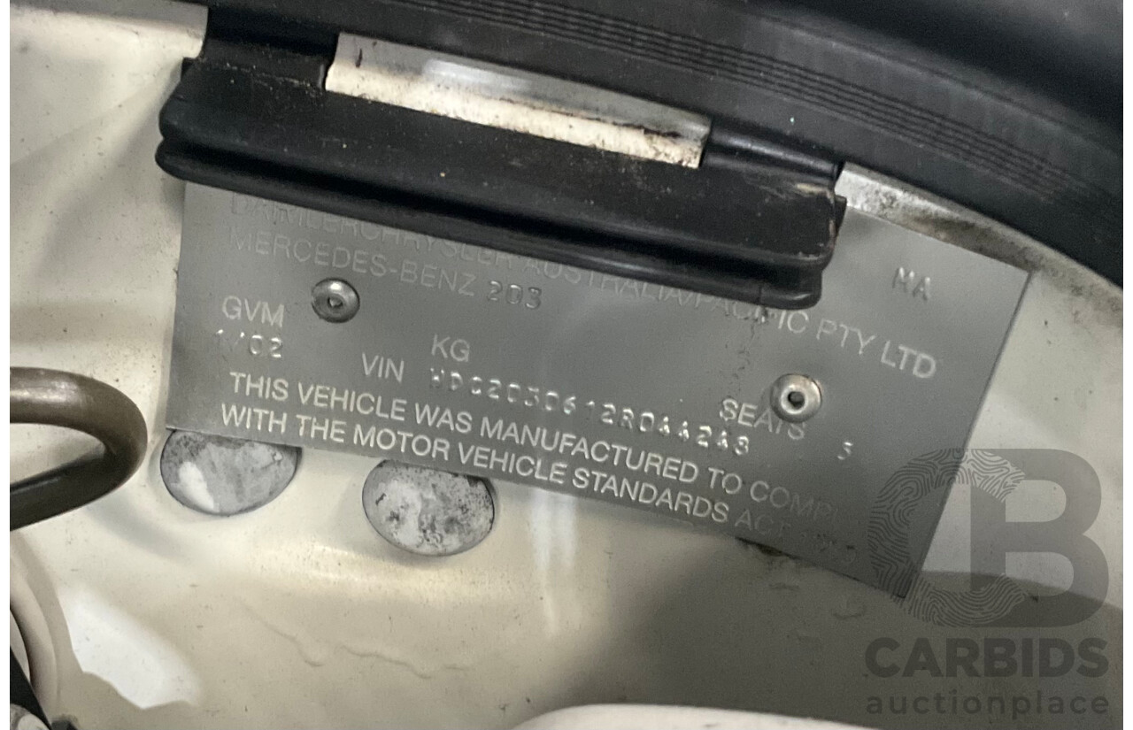 1/2002 Mercedes-Benz C240 Classic W203 4d Sedan Alablaster White V6 2.6L