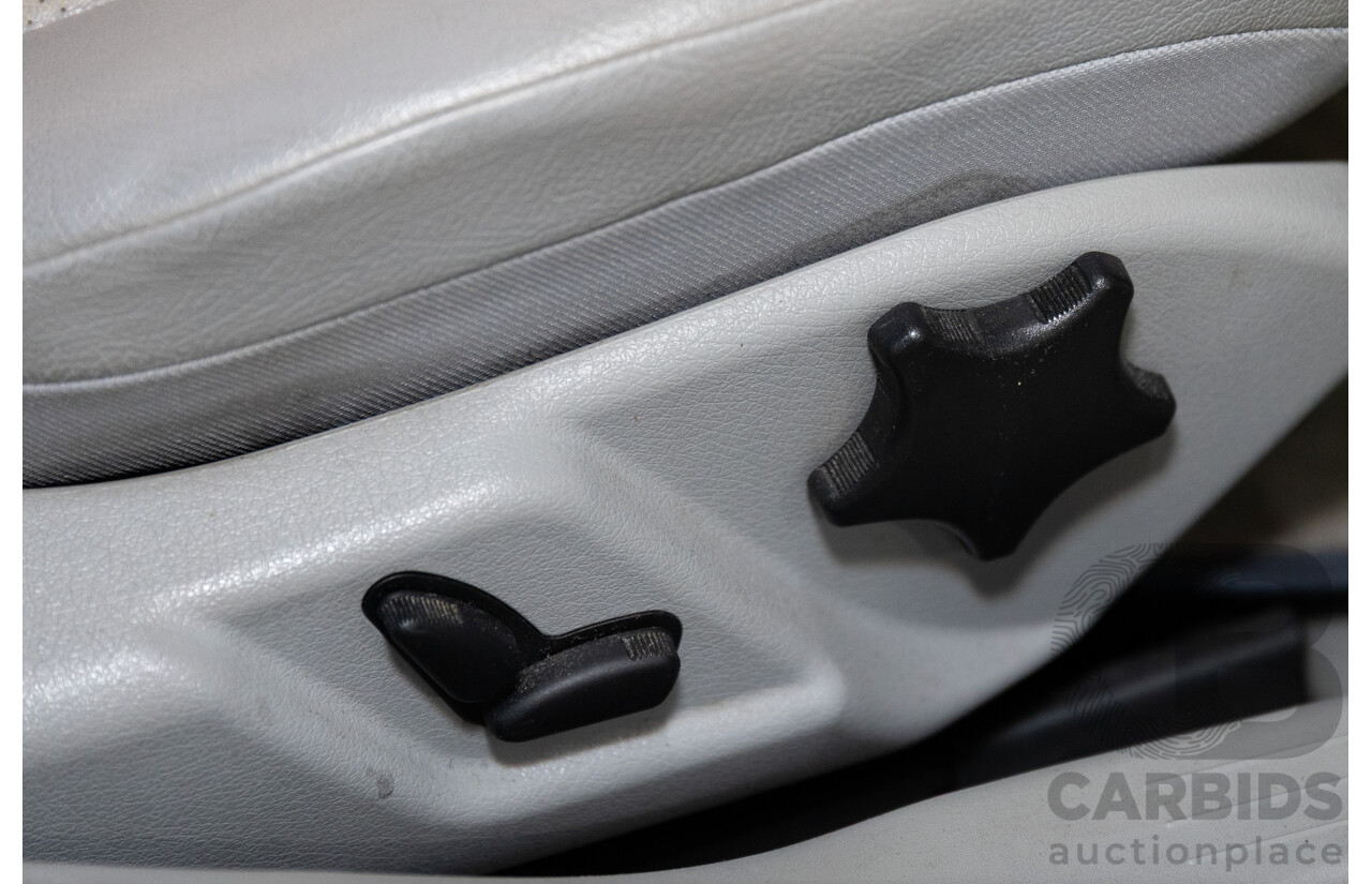 1/2002 Mercedes-Benz C240 Classic W203 4d Sedan Alablaster White V6 2.6L