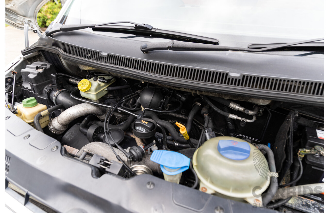 9/2004 Volkswagen Transporter (LWB) T5 Van Reflex Silver Metallic Turbo Diesel 2.5L - Custom Camper