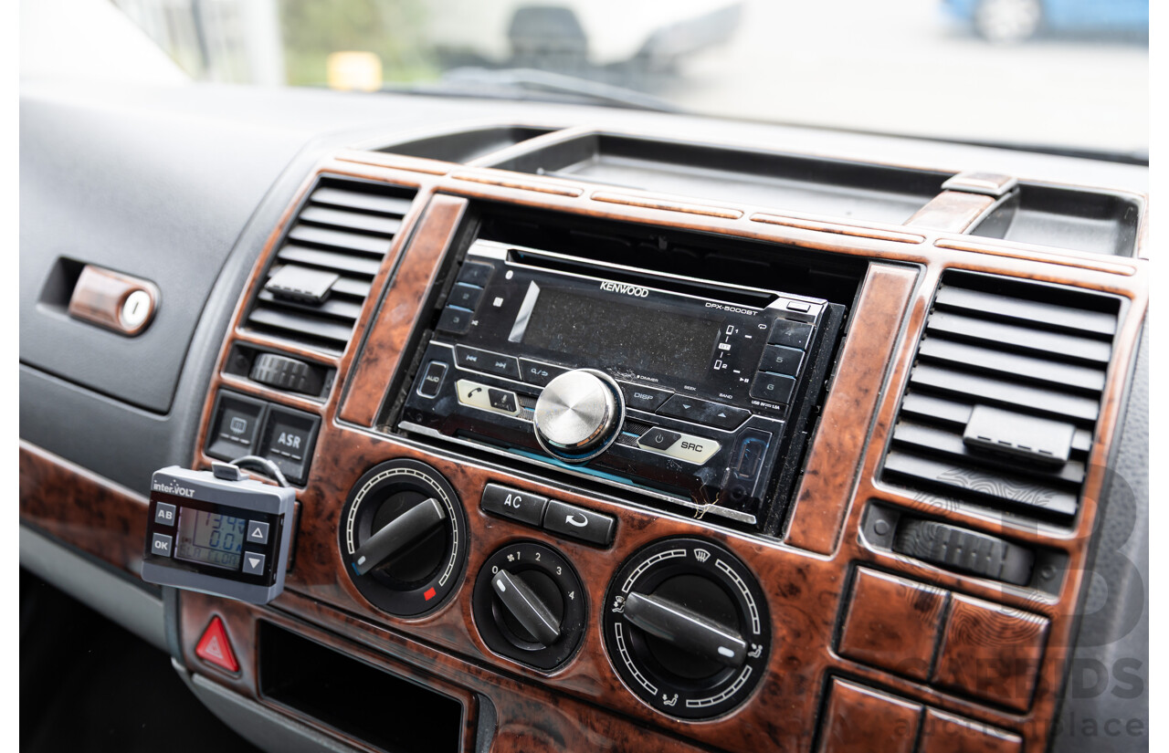 9/2004 Volkswagen Transporter (LWB) T5 Van Reflex Silver Metallic Turbo Diesel 2.5L - Custom Camper