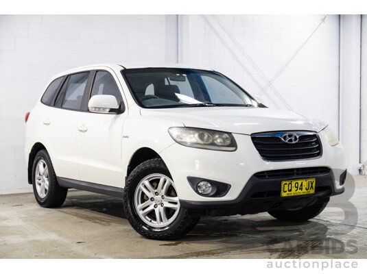 3/2010 Hyundai Santa Fe Elite CRDi (4x4) CM MY10 4d Wagon Vanilla White Turbo Diesel 2.2L - 7 Seater