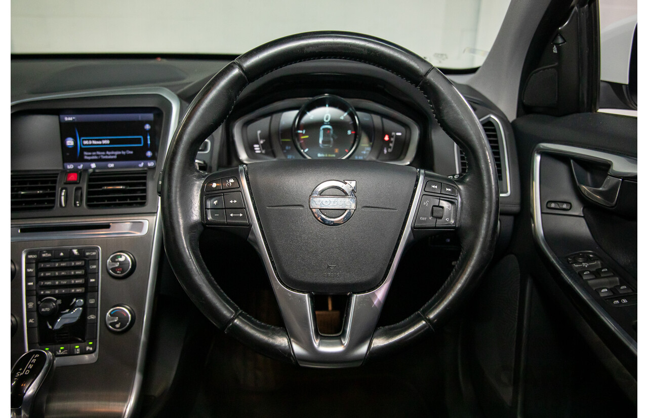 3/2014 Volvo XC60 D4 Luxury DZ MY14 4d Wagon Crystal White Pearl Turbo Diesel 2.0L