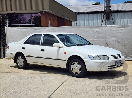 2/1999 Toyota Camry CS-X SXV20R 4d Sedan White 2.2L