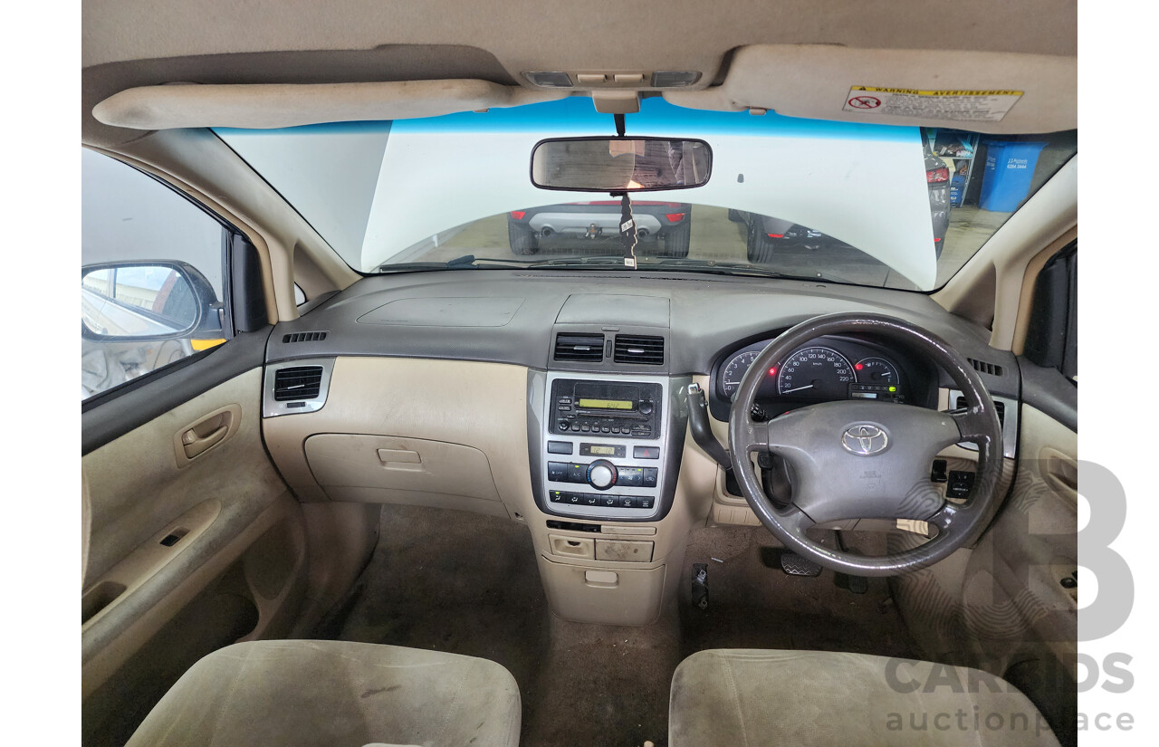 8/2002 Toyota Avensis Verso GLX ACM20R 4d Wagon White 2.0L