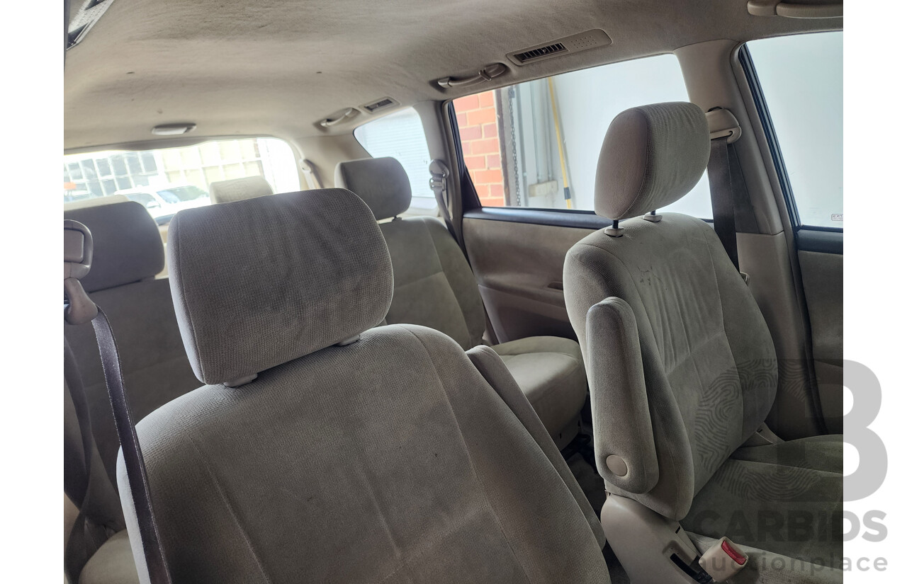 8/2002 Toyota Avensis Verso GLX ACM20R 4d Wagon White 2.0L