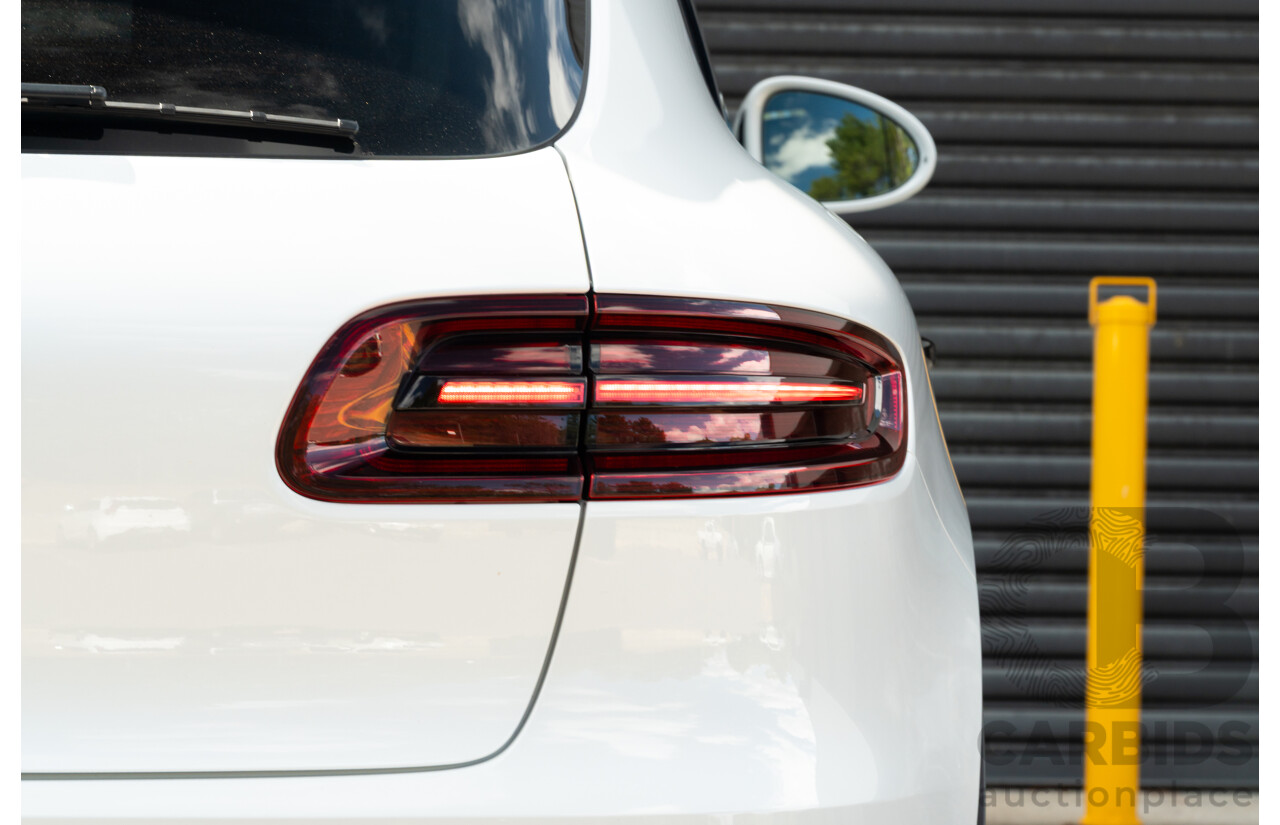 5/2016 Porsche Macan GTS (AWD) 95B MY17 4D Wagon White Twin Turbo V6 3.0L