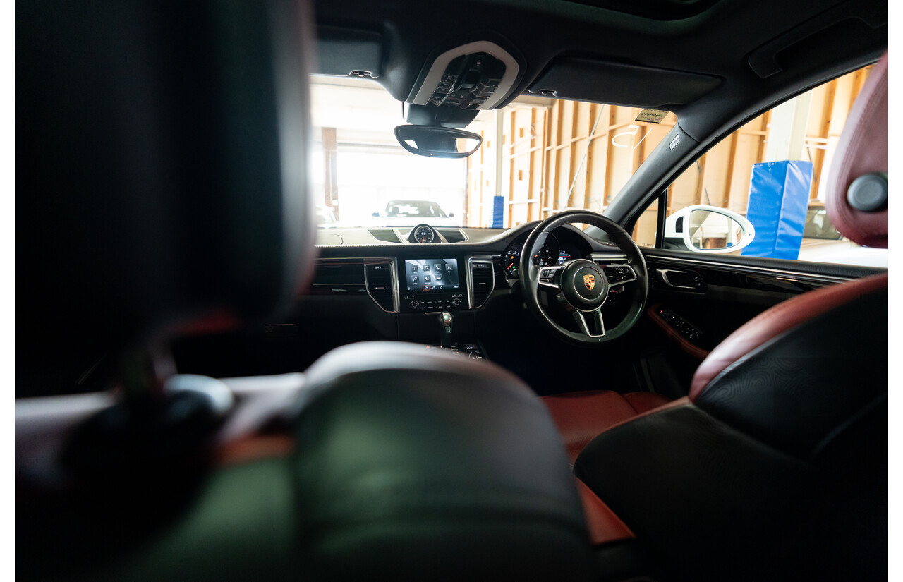 5/2016 Porsche Macan GTS (AWD) 95B MY17 4D Wagon White Twin Turbo V6 3.0L