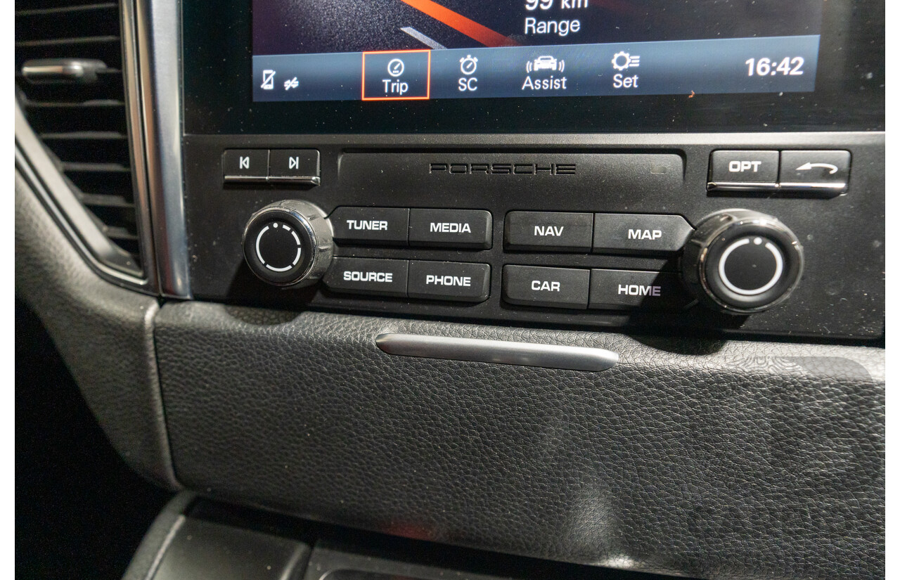 5/2016 Porsche Macan GTS (AWD) 95B MY17 4D Wagon White Twin Turbo V6 3.0L