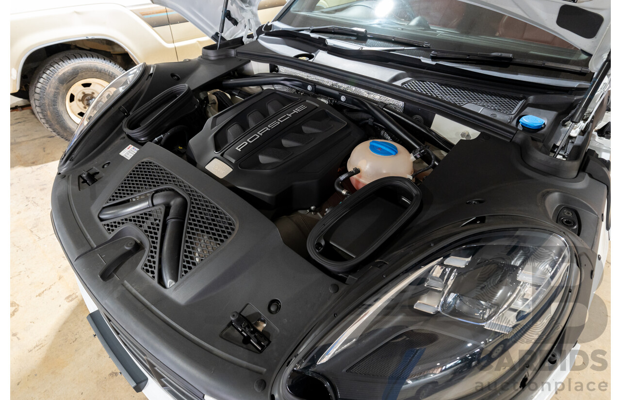 5/2016 Porsche Macan GTS (AWD) 95B MY17 4D Wagon White Twin Turbo V6 3.0L