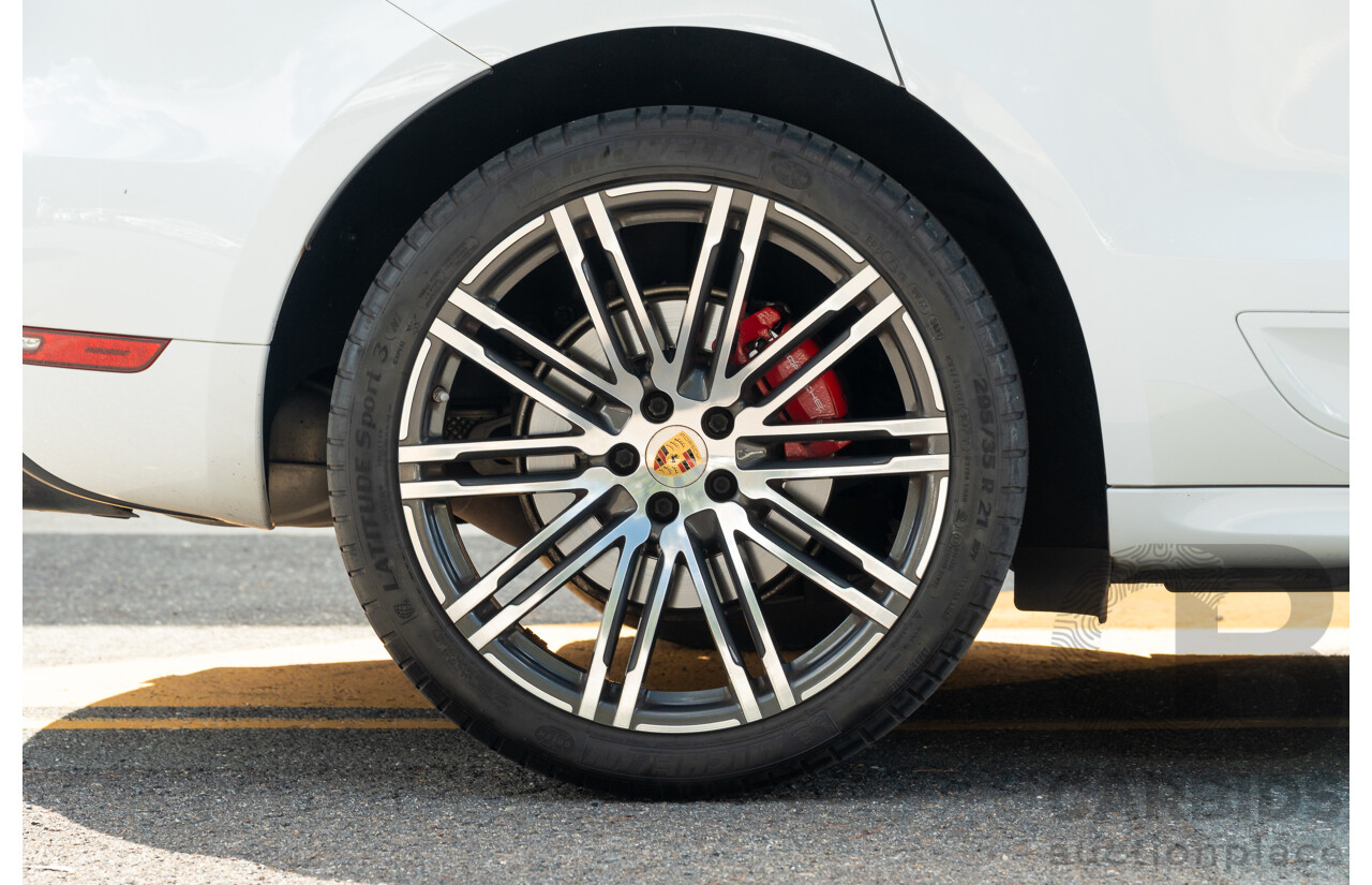 5/2016 Porsche Macan GTS (AWD) 95B MY17 4D Wagon White Twin Turbo V6 3.0L