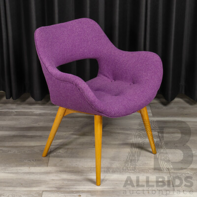 Grant Featherston Contour Space Chair with Purple Woolen Upholstery, Circa 1953