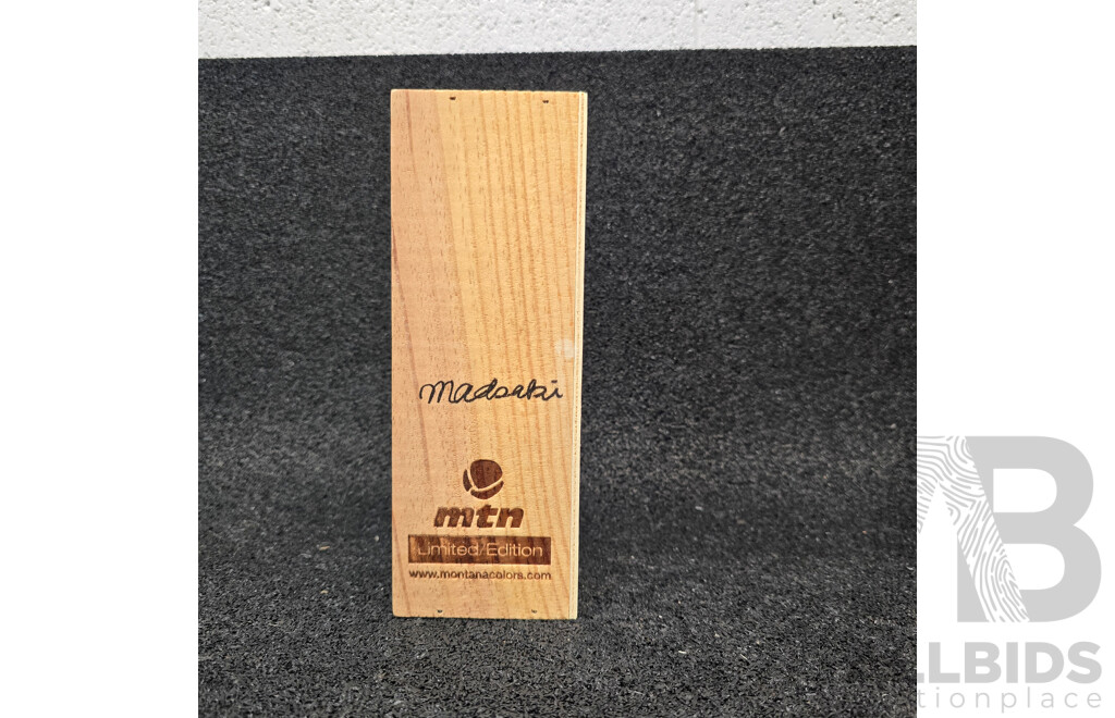 MTN  Limited Edition Spray Paint - Lot of 4