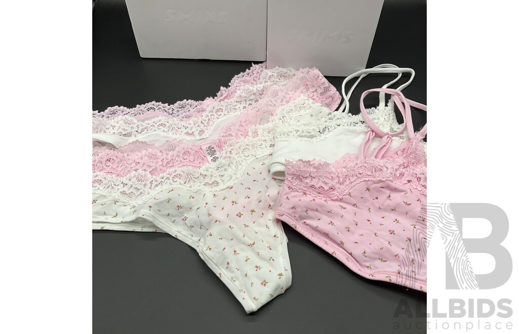 SKIMS Dipped Thongs 4pack and Lace Scoop Bralette 2pack - Lot of 2
