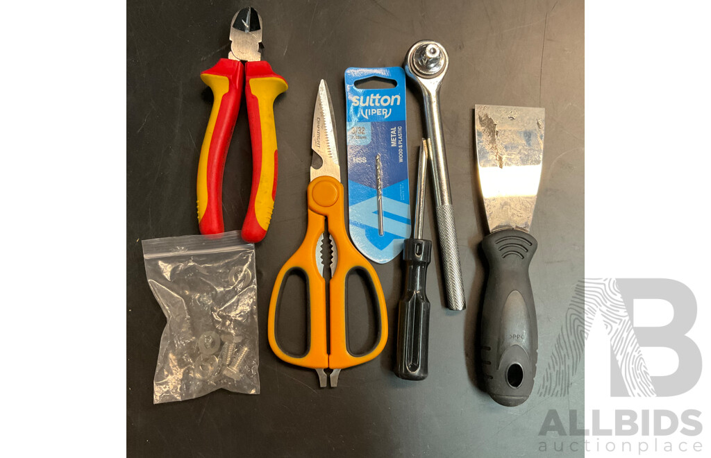 Mixed Lot Includes Stationery Items, Tools, Labels, Power Banks