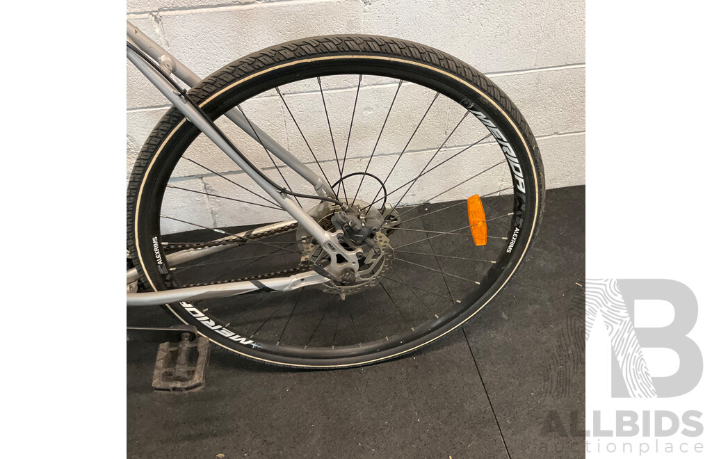 Merida Crossway 20 Bike - Size L - Silver