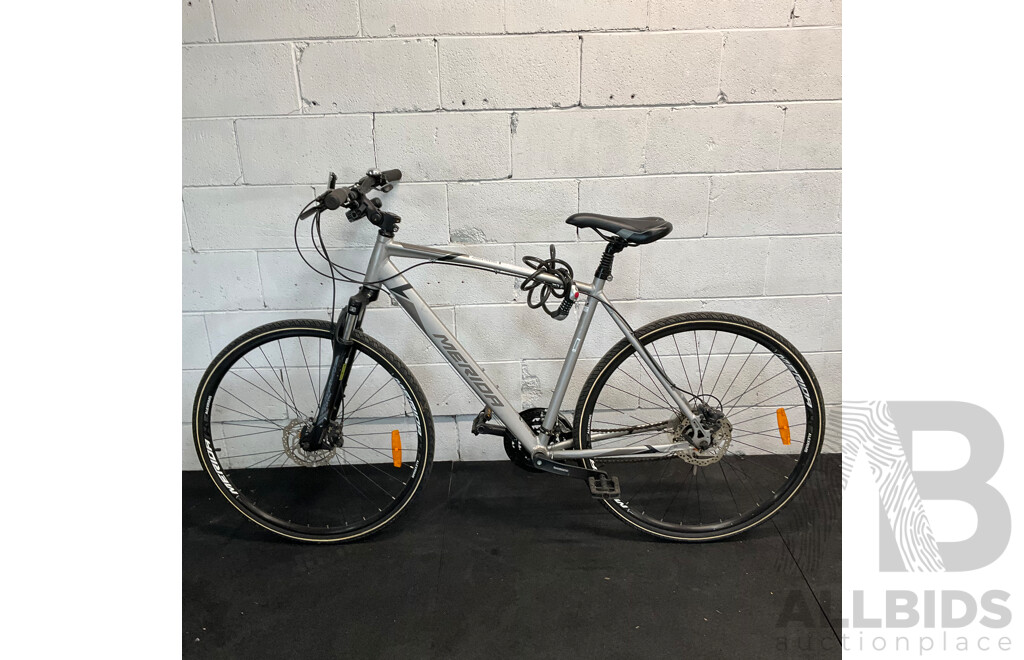 Merida Crossway 20 Bike - Size L - Silver