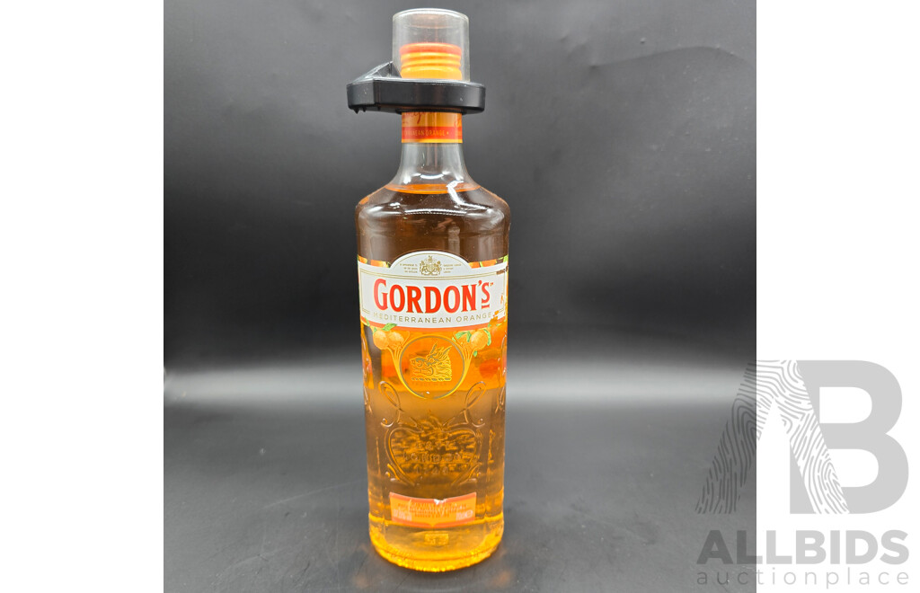 Gordon's Mediterranean Orange &  Scapegrace Black Gin & Pure Origin Dry Gin - 700ml - Lot of 3
