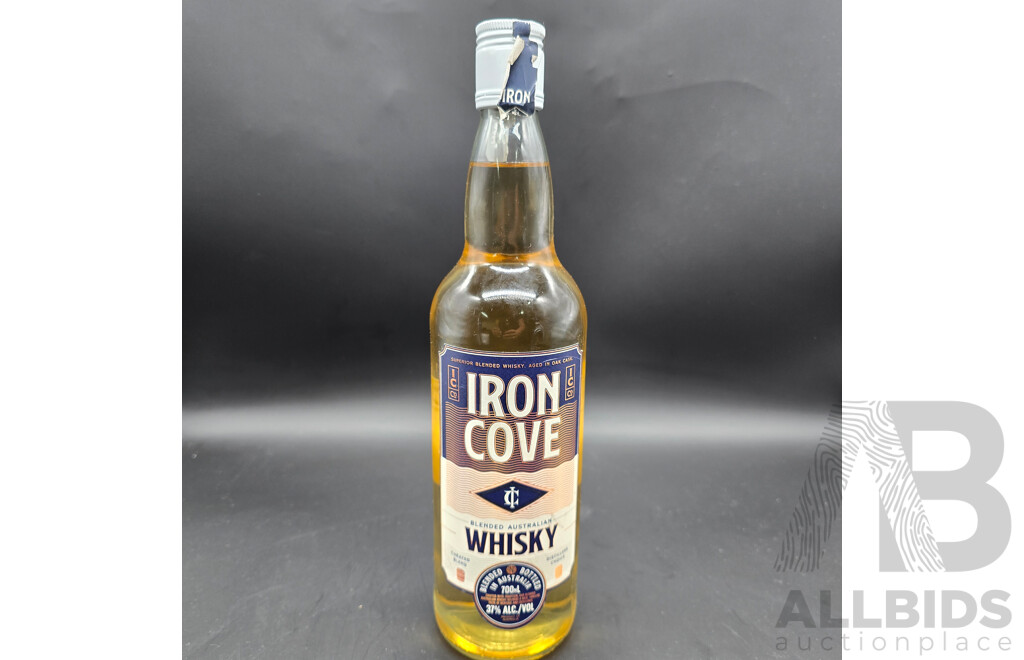 Ironcove Whisky & Four Pillars Rare Dry Gin - 700ml - Lot of 2