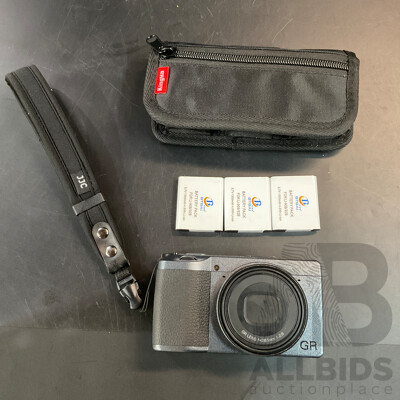 RICOH GRIIIx Camera with 4 Batteries and Battries Storage Bag