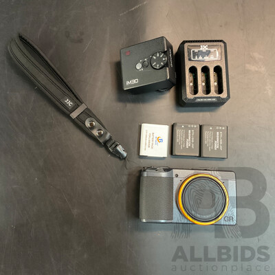 RICOH GRIII Camera  & Godox IM30 Mini Flash with 4 Batteries and JJC Charger
