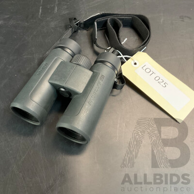 Nikon Prostaff P3 10x42 Binoculars