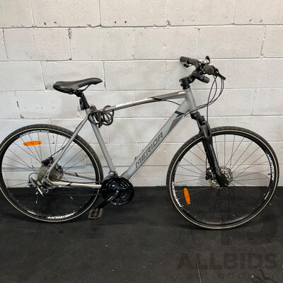 Merida Crossway 20 Bike - Size L - Silver