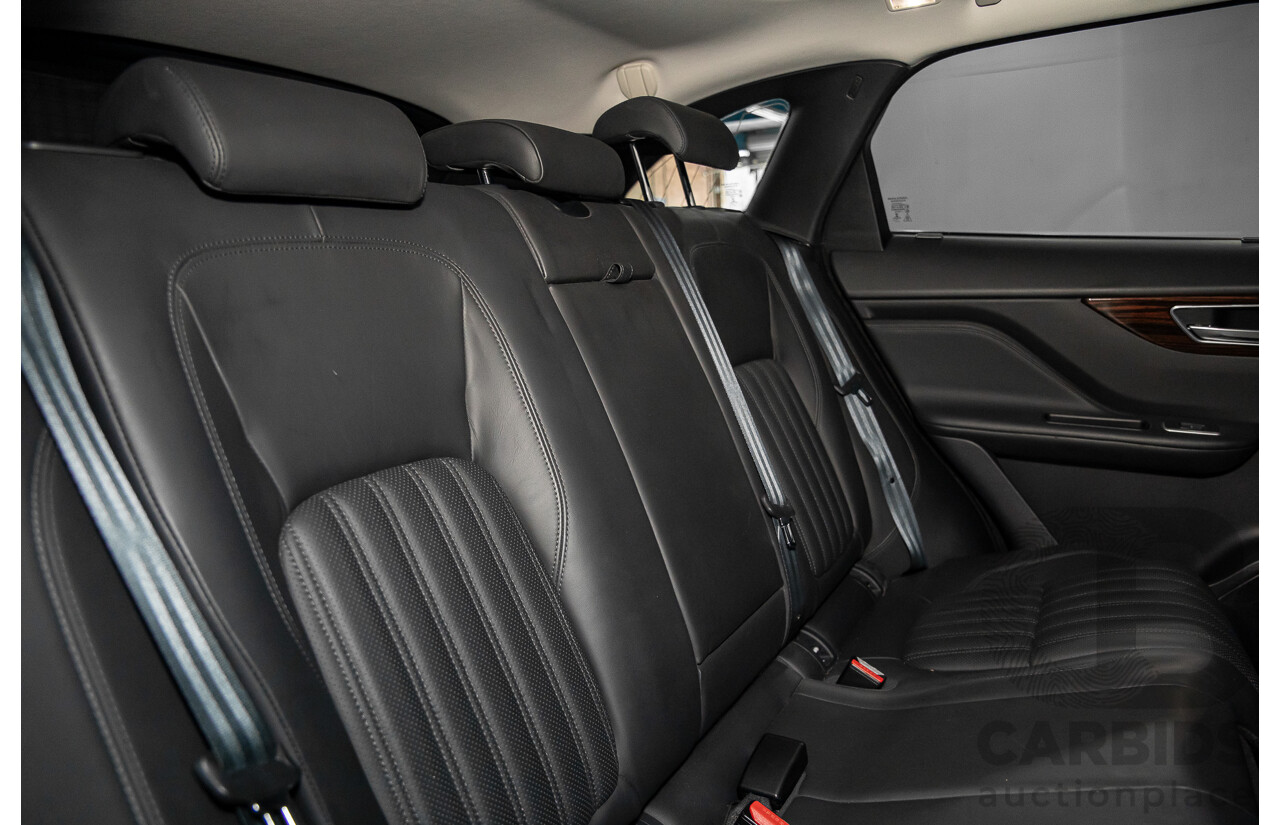 02/2017 Jaguar F-Pace 30d Portfolio (AWD) MY17 4d Wagon Glacier White Turbo Diesel V6 3.0L