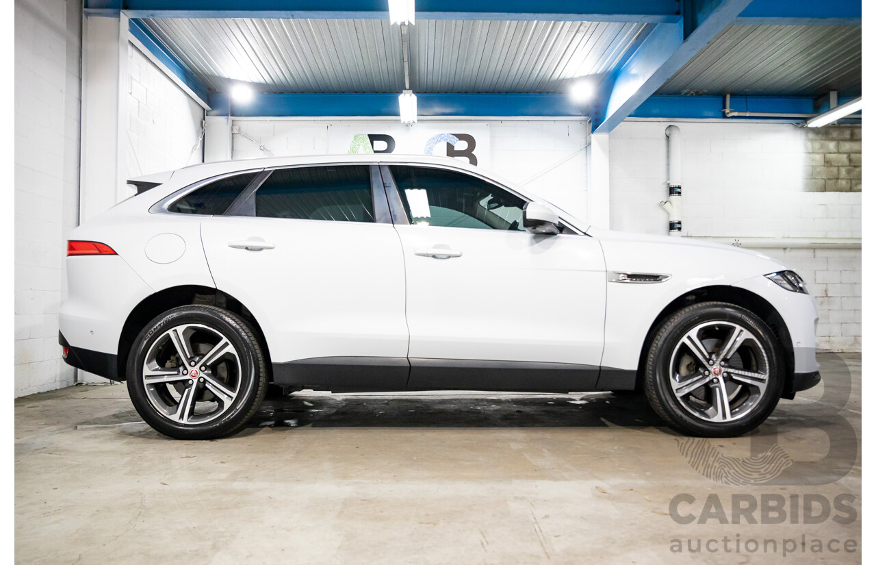 02/2017 Jaguar F-Pace 30d Portfolio (AWD) MY17 4d Wagon Glacier White Turbo Diesel V6 3.0L