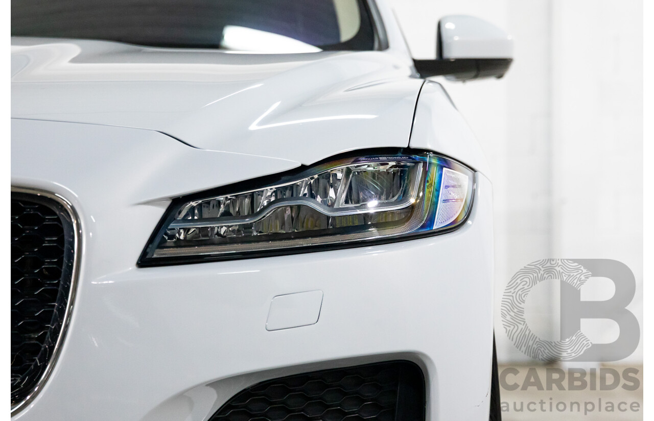 02/2017 Jaguar F-Pace 30d Portfolio (AWD) MY17 4d Wagon Glacier White Turbo Diesel V6 3.0L