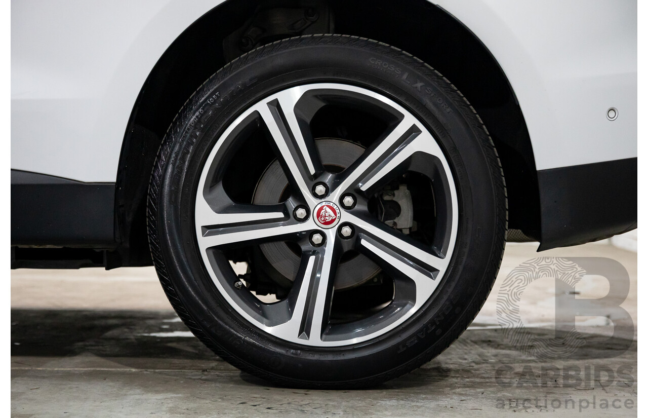 02/2017 Jaguar F-Pace 30d Portfolio (AWD) MY17 4d Wagon Glacier White Turbo Diesel V6 3.0L