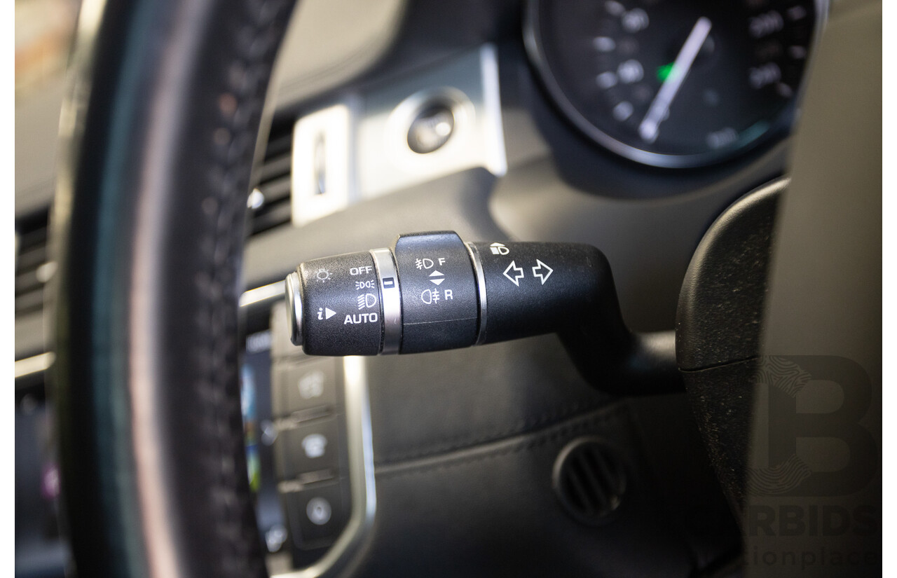 12/2016 Range Rover Evoque TD4 150 SE (AWD) LV MY17 5D Wagon Santorini Black Metallic Turbo Diesel 2.0L