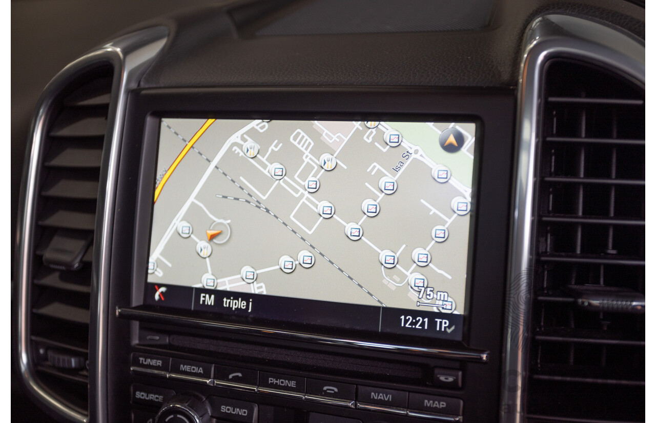 1/2014 Porsche Cayenne S (AWD) MY14 4D Wagon White Twin Turbo Diesel V8 4.1L