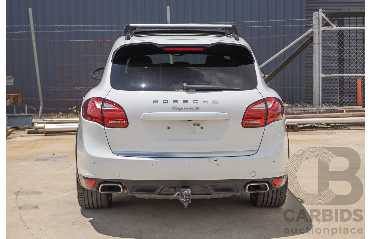 1/2014 Porsche Cayenne S (AWD) MY14 4D Wagon White Twin Turbo Diesel V8 4.1L